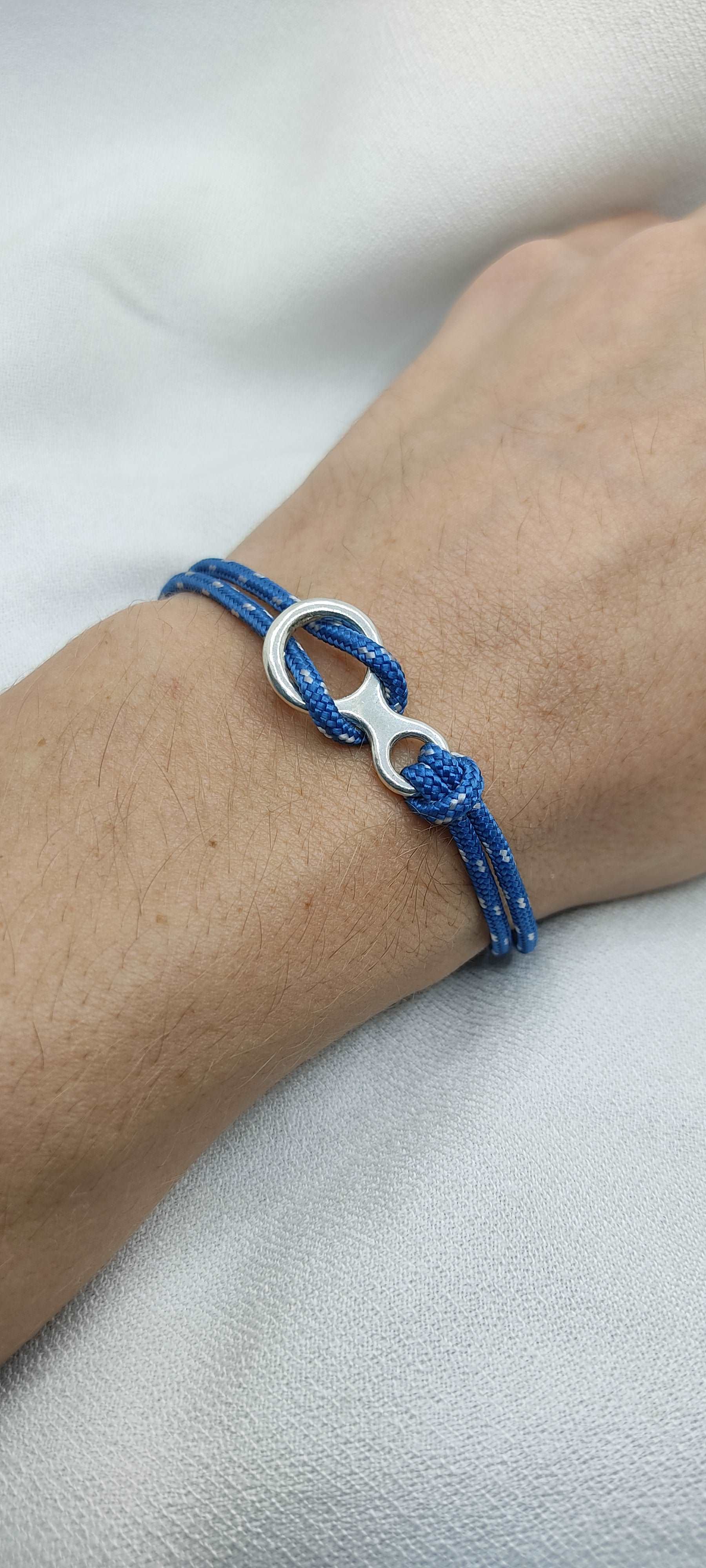 Pulsera ocho